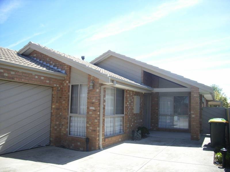 15 Whitehead Court, Altona Meadows VIC 3028