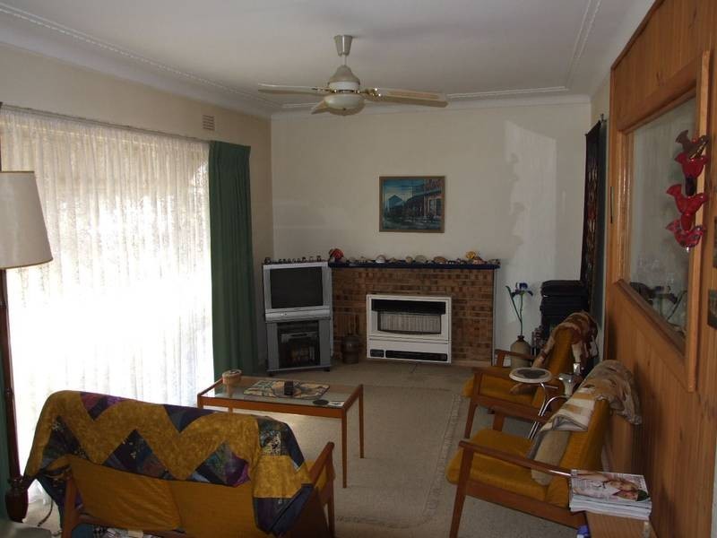 22 Lynch Road, Brooklyn VIC 3012