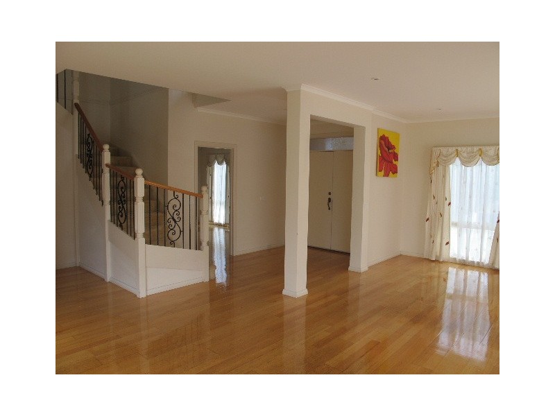 1/10 Mount Street, Altona VIC 3018