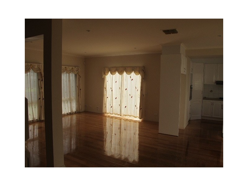 1/10 Mount Street, Altona VIC 3018