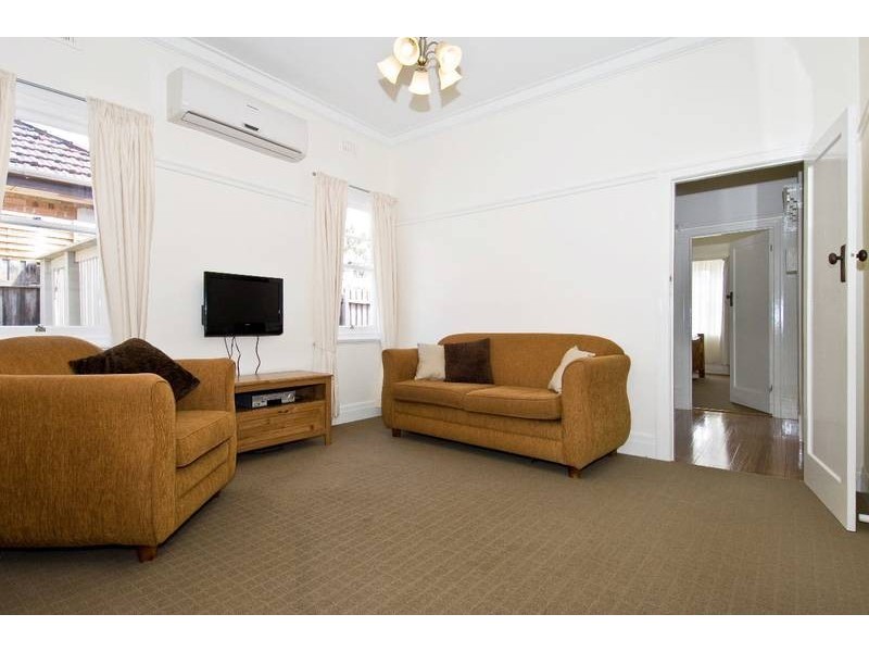 24 Jack Street, Newport VIC 3015