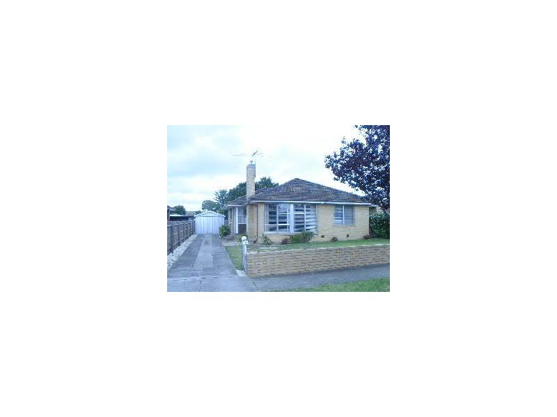 11 Bradley Street, Newport VIC 3015