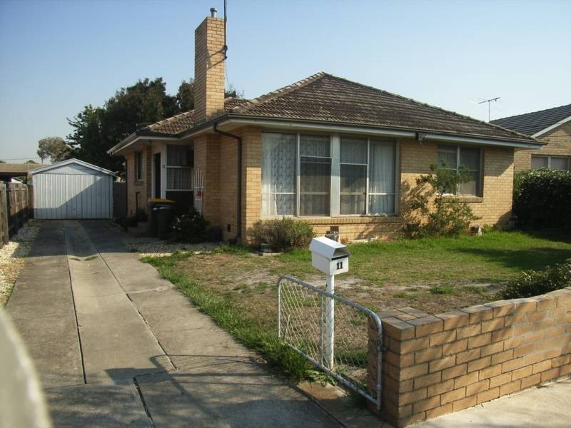 11 Bradley Street, Newport VIC 3015