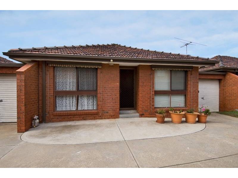2/61 Marion Street, Altona North VIC 3025