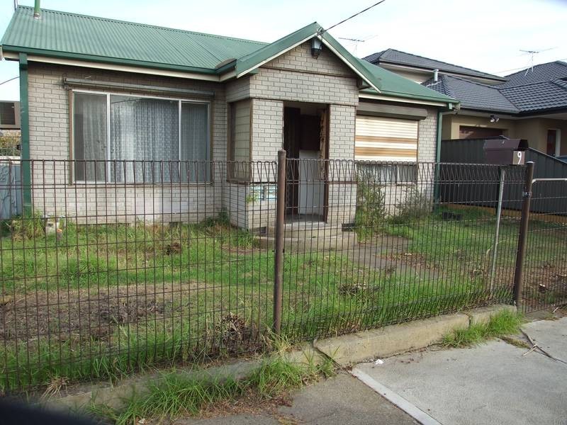 9 Percy Street, Newport VIC 3015