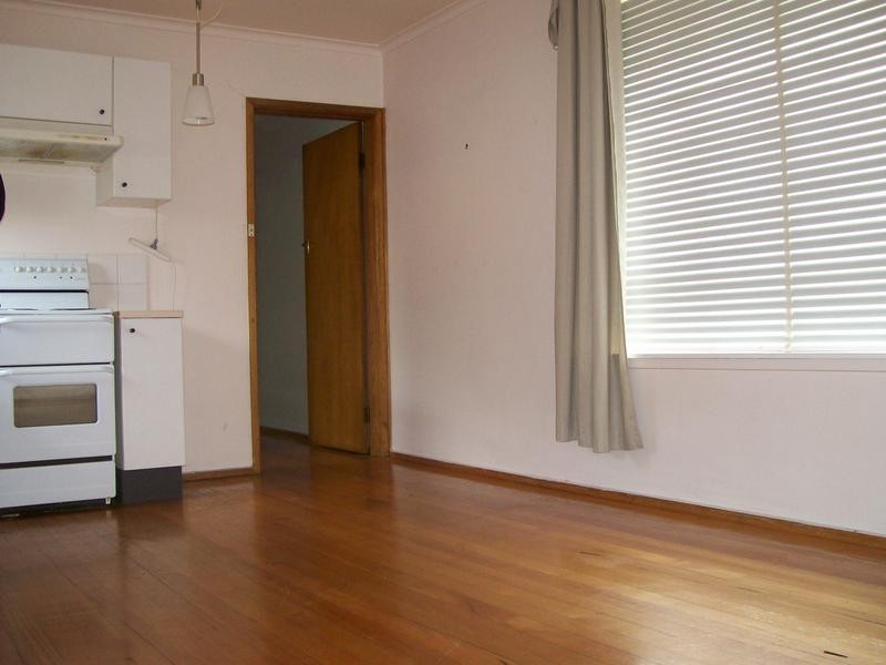 2, 3, 4 &5/36 Robert Street, Spotswood VIC 3015