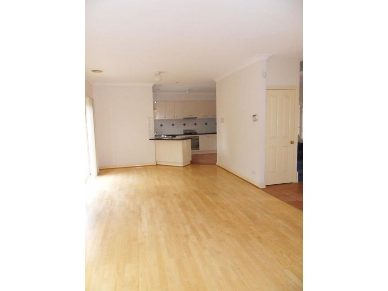 4/1 Stephenson Street, Spotswood VIC 3015