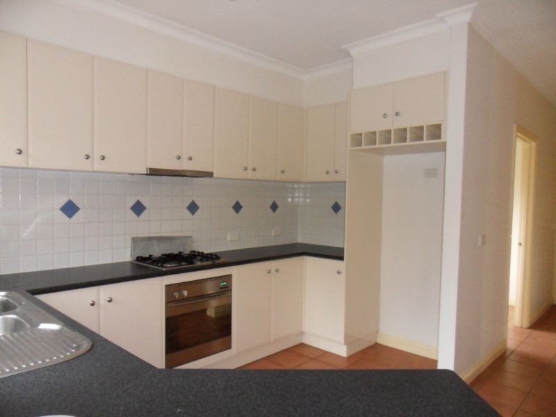 4/1 Stephenson Street, Spotswood VIC 3015