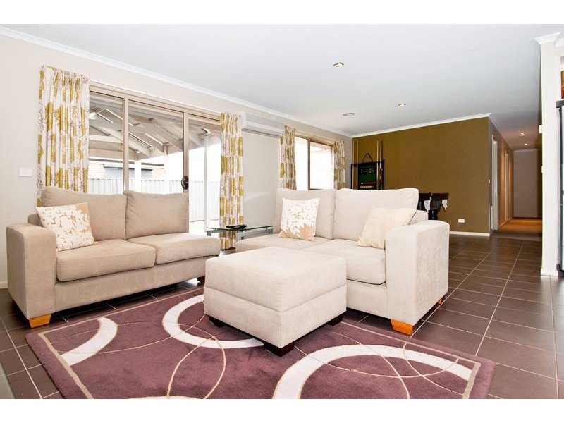 7 Marbella Waters, Point Cook VIC 3030