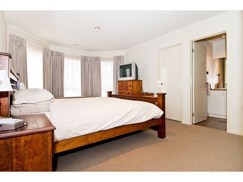 7 Marbella Waters, Point Cook VIC 3030