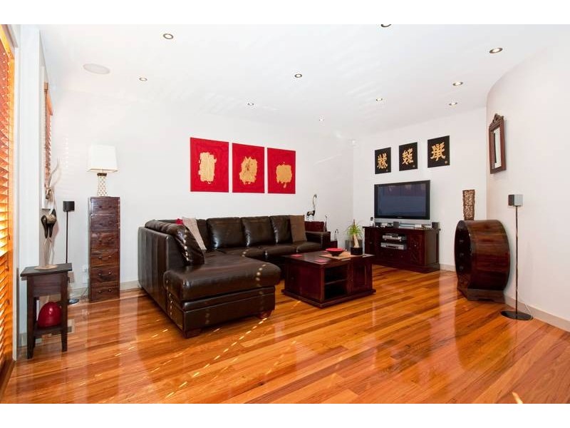 309 Melbourne Road, Newport VIC 3015