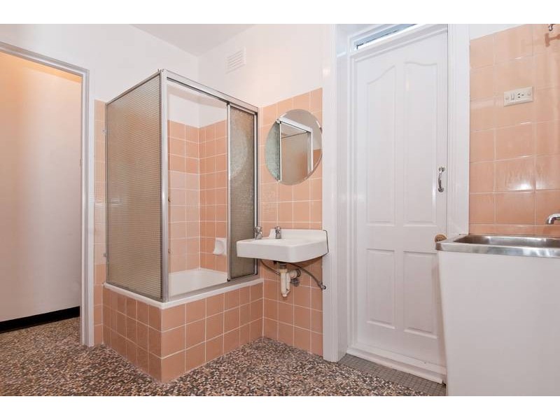 10/17 Greene Street, South Kingsville VIC 3015