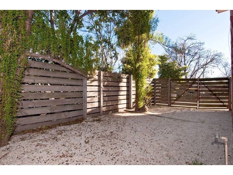 10/17 Greene Street, South Kingsville VIC 3015