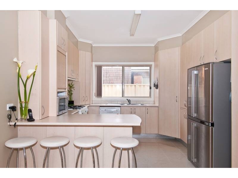 24 Jared Road, Altona Meadows VIC 3028