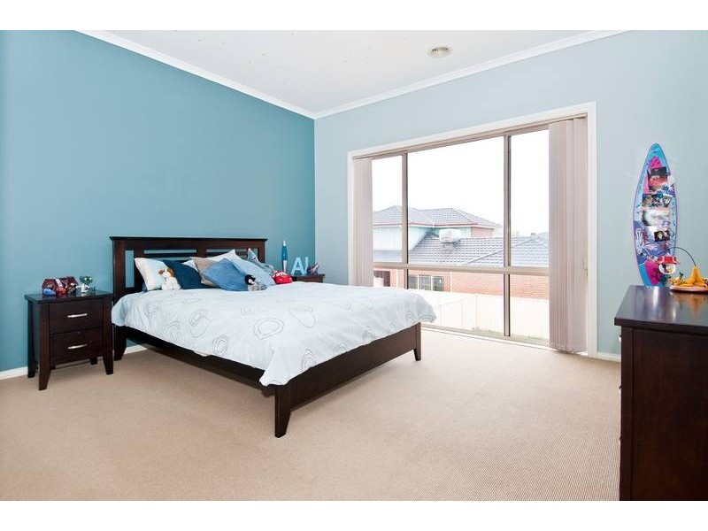 24 Jared Road, Altona Meadows VIC 3028