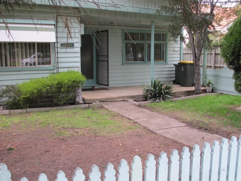 1/100 Johnston Street, Newport VIC 3015