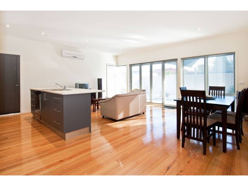 4/71 Challis Street, Newport VIC 3015