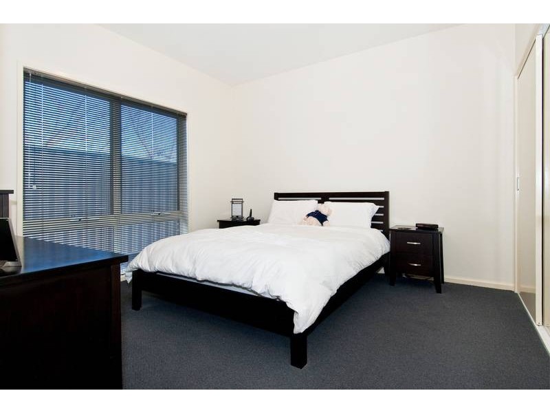 4/71 Challis Street, Newport VIC 3015