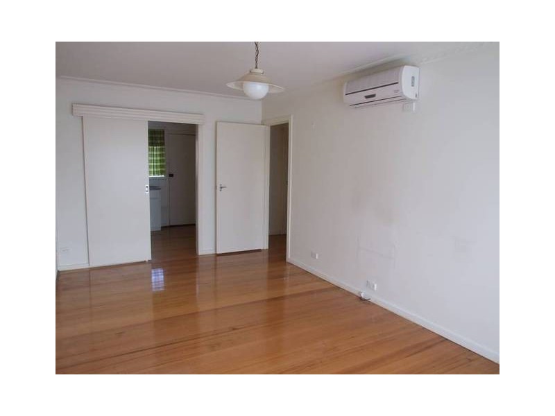 2/32 Vernon Street, Spotswood VIC 3015