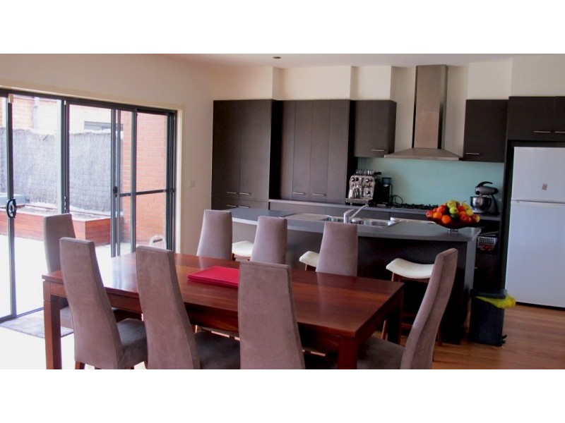133 John Liston Dive, Newport VIC 3015