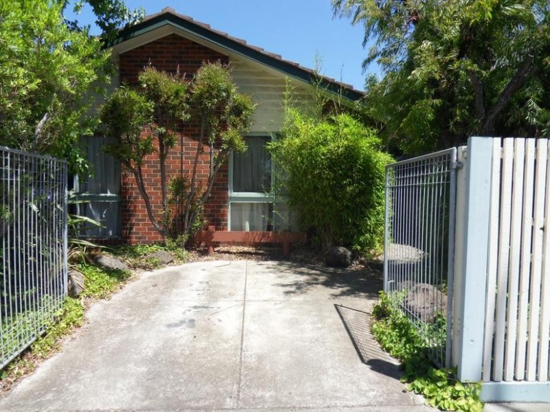 303 Douglas Parade, Newport VIC 3015