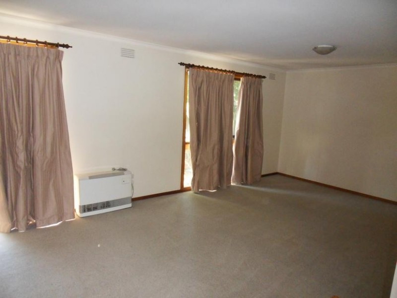 303 Douglas Parade, Newport VIC 3015