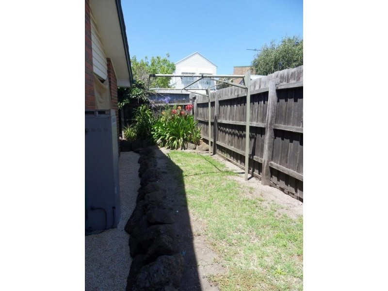 303 Douglas Parade, Newport VIC 3015