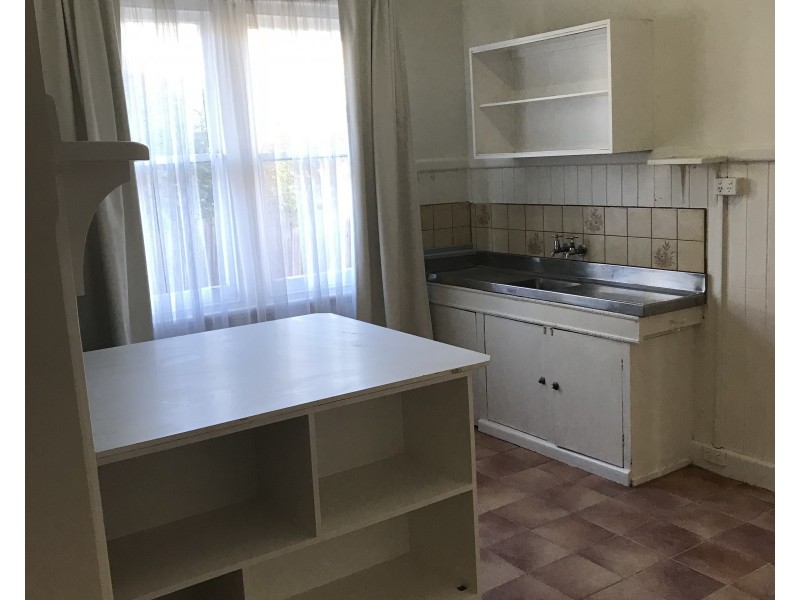 47 Oxford Street, Newport VIC 3015