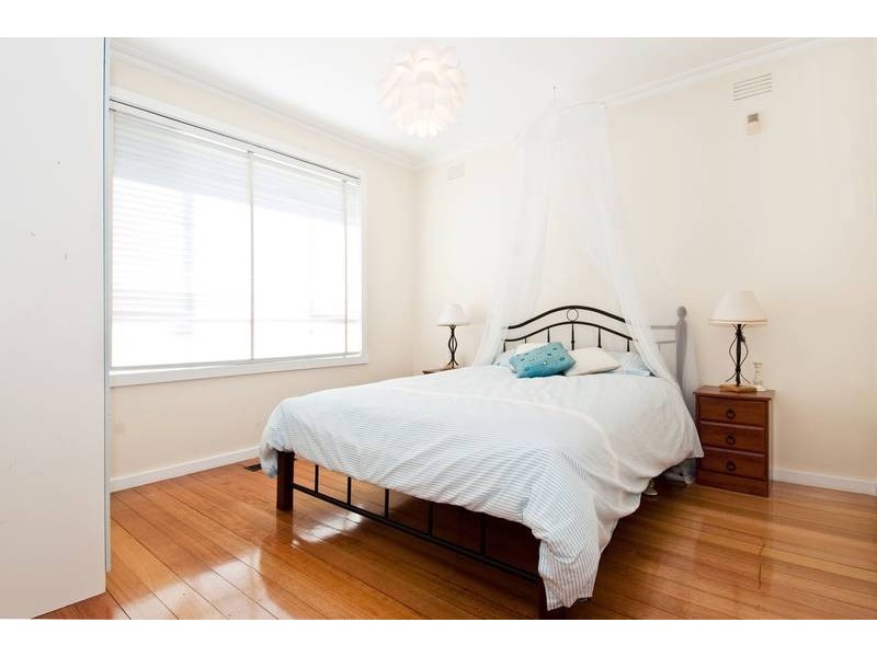 18 Murphy Street, Altona North VIC 3025