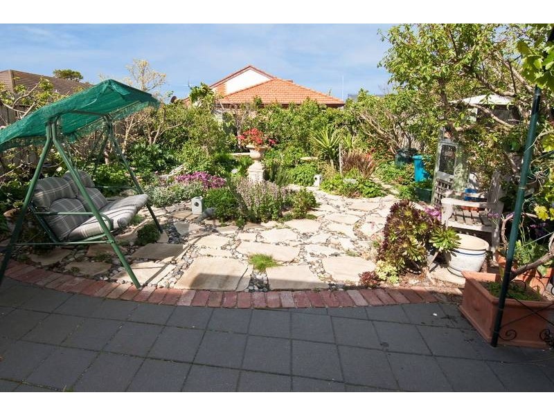 12 West Court, Williamstown VIC 3016