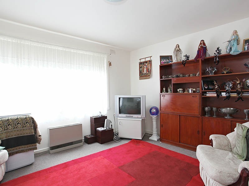 2/221 Blackshaws Road, Altona North VIC 3025