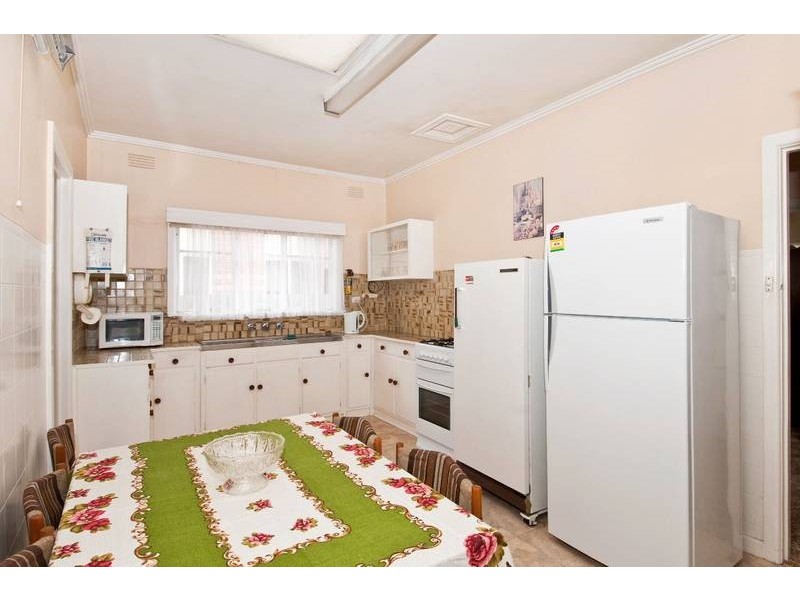 14 Amaranth Avenue, Altona North VIC 3025