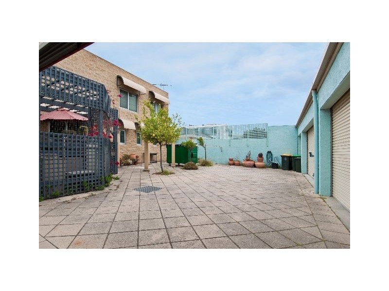 73 Esplanade, Altona VIC 3018