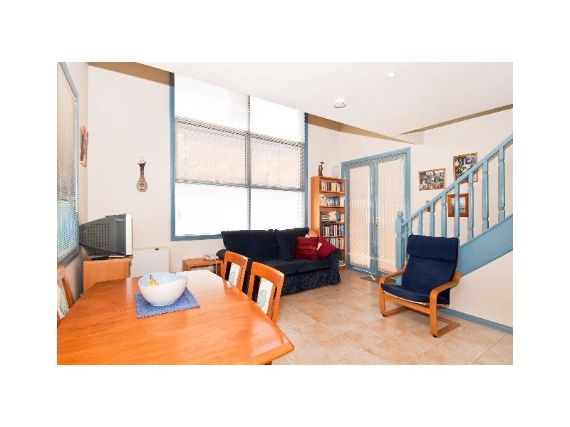 3/270 Melbourne Road, Newport VIC 3015