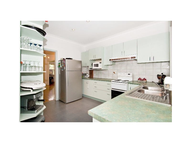 58 Stenhouse Avenue, Brooklyn VIC 3012