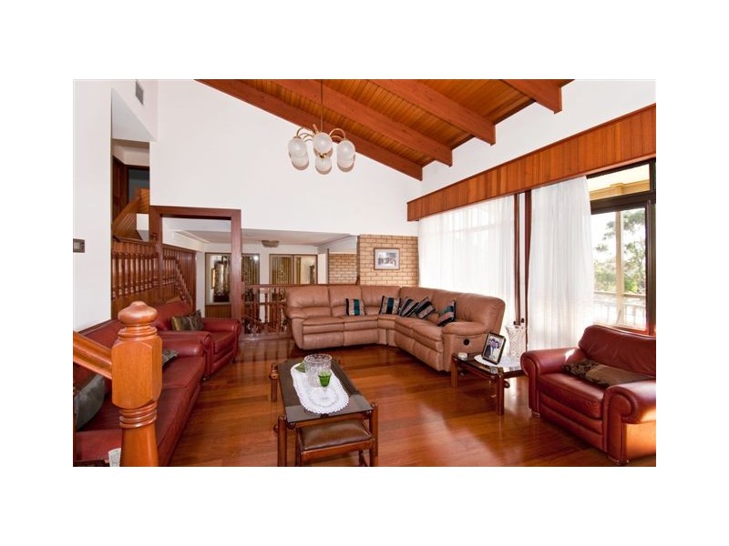 12 Smith Crescent, Footscray VIC 3011