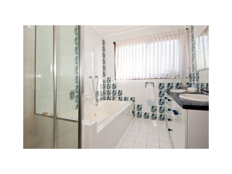 12 Smith Crescent, Footscray VIC 3011