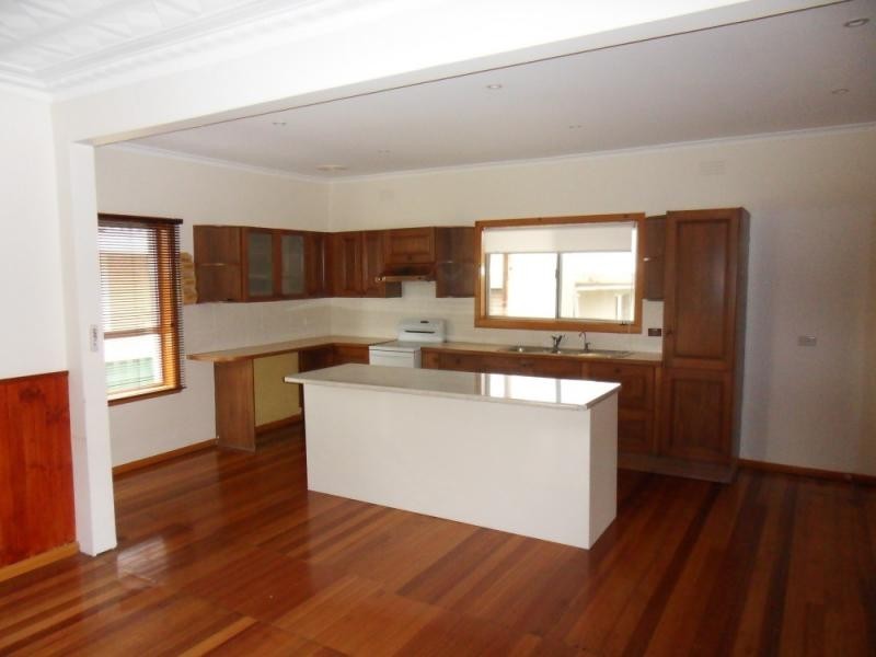 13 May Street, Altona North VIC 3025