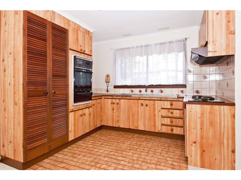 2/9 David Street, Altona VIC 3018