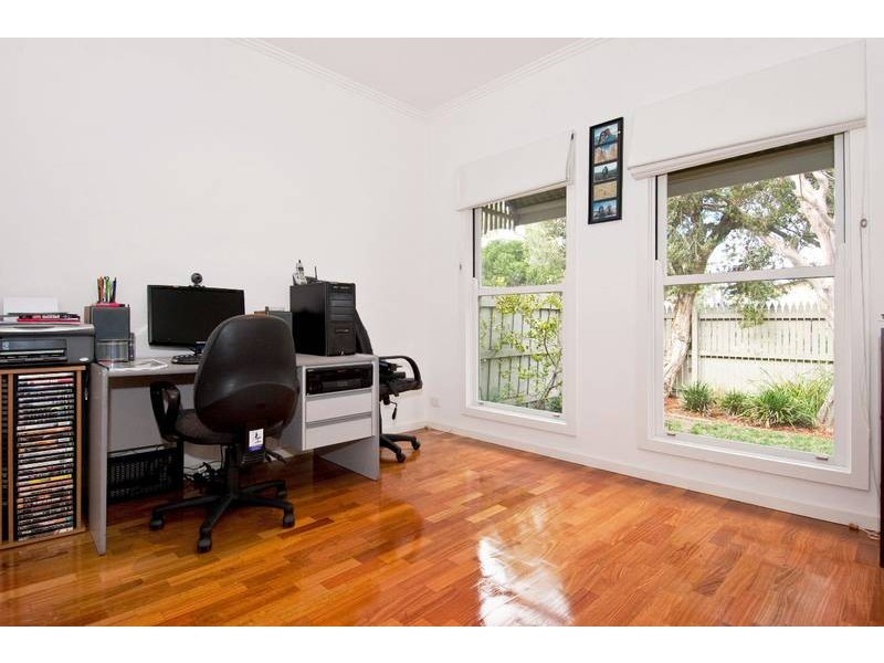 2/59-61 Elizabeth Street, Newport VIC 3015