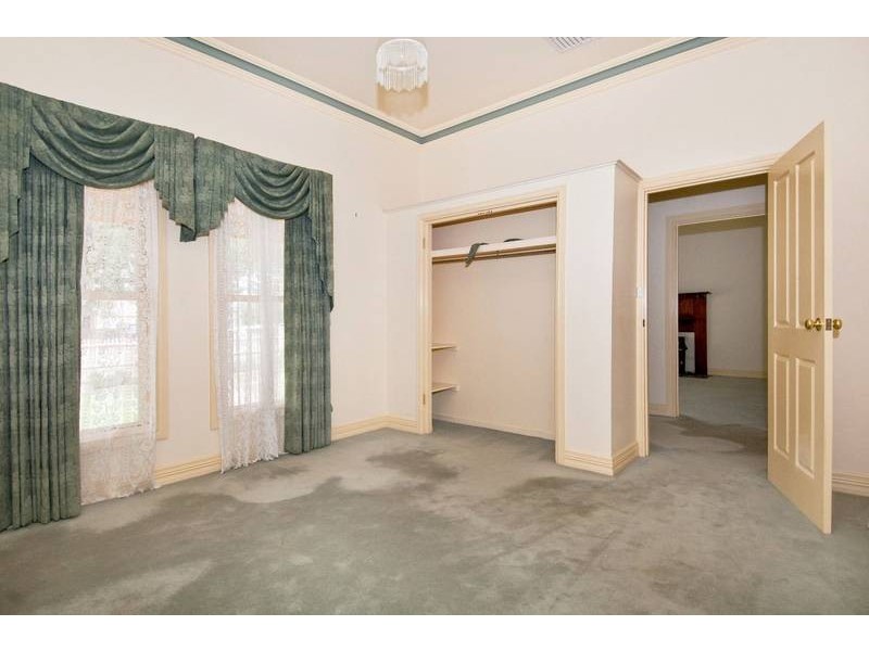 49 Schutt Street, Newport VIC 3015