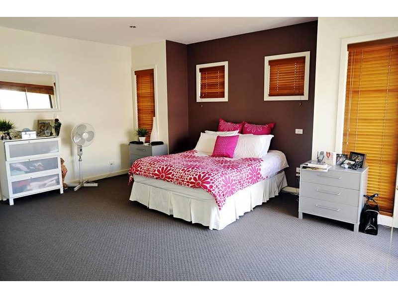 133 John Liston Drive, Newport VIC 3015