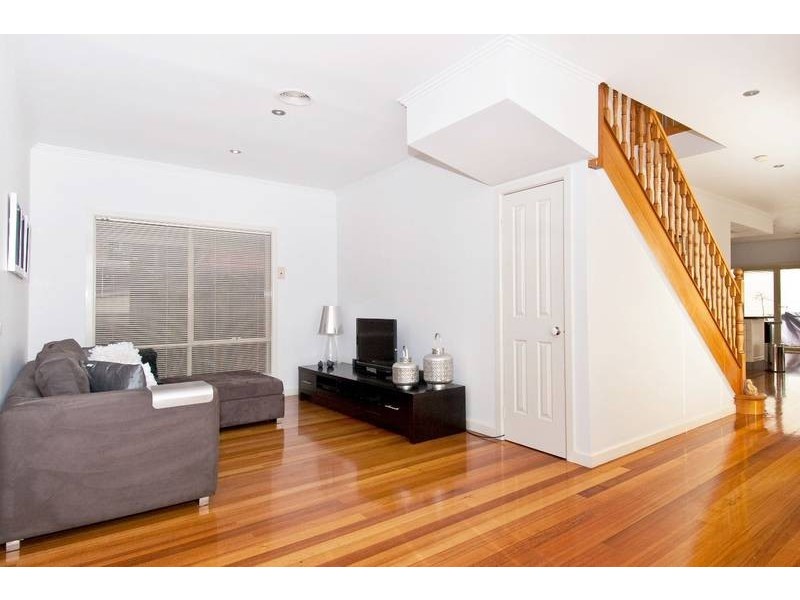 201 John Liston Drive, Newport VIC 3015