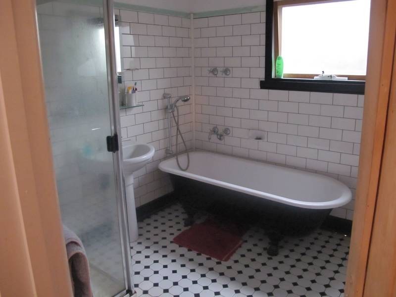 20 Vernon Street, South Kingsville VIC 3015