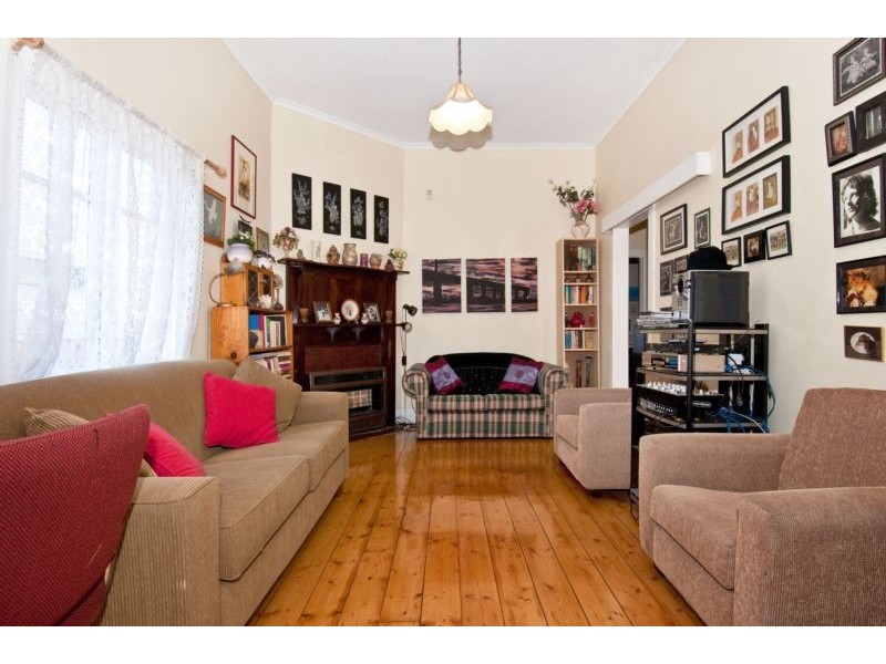 39 Hobson Street, Newport VIC 3015