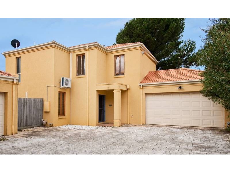 3/6 Romawi Street, Altona VIC 3018