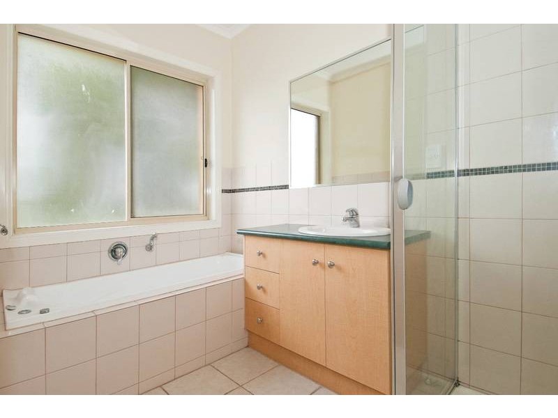 3/6 Romawi Street, Altona VIC 3018