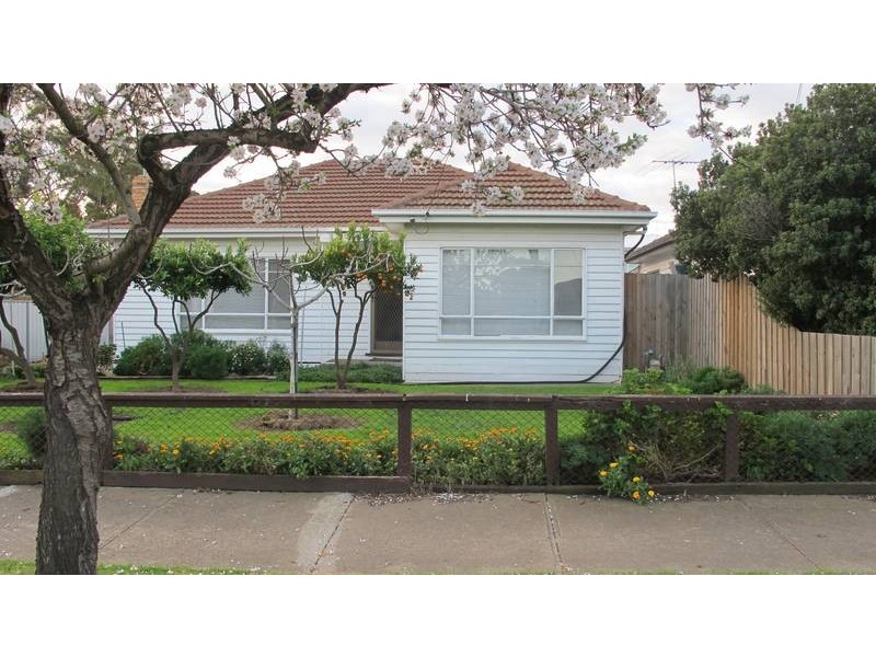 24 Almond Avenue, Altona North VIC 3025