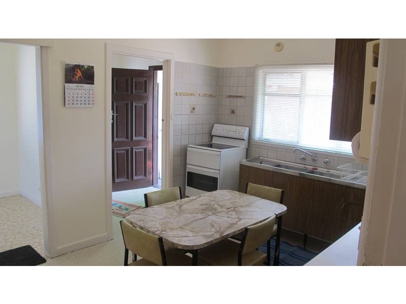 24 Almond Avenue, Altona North VIC 3025