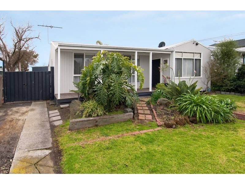 34 Severn Street, Newport VIC 3015
